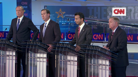 20150918_debatepatakisantorumjindalgraham.png