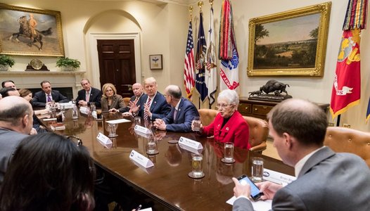 20170310_donald_trump_health_care.jpg