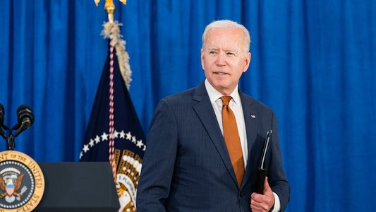 Biden_Speech_Walk_Off_2021.jpg
