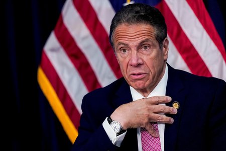 Cuomo_full_show_1000_1.jpg