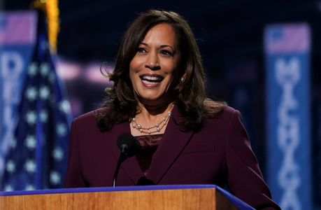 KAMALA_DO_NOT_USE_AFTER_9_21_2020_2020_08_20T025755Z_977450909_RC.PNG