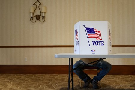 Voters cast ballots in Pennsylvania primary election