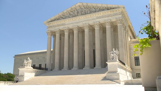 Supreme_Court_0.jpg