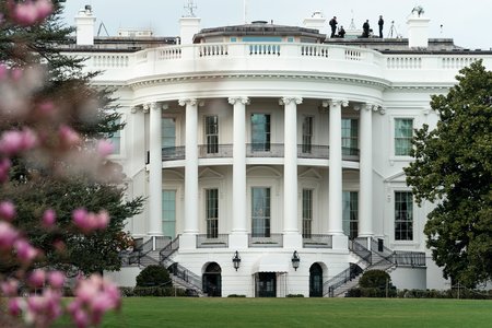 White_House_Spring.jpg