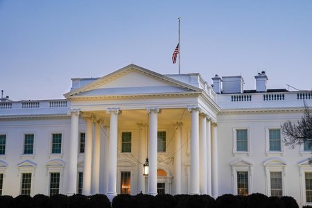 White_House_Sunset_ww_Feb4_extra.jpg