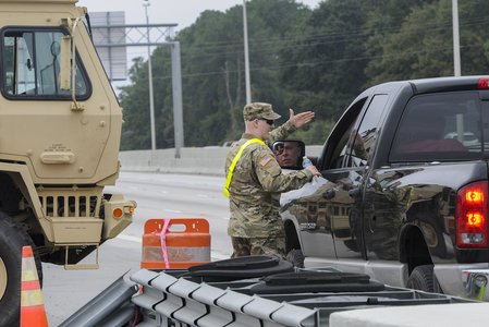 20161007_Hurricane_Matthew_evacuations_flickr_SC_Natl_Guard.jpg