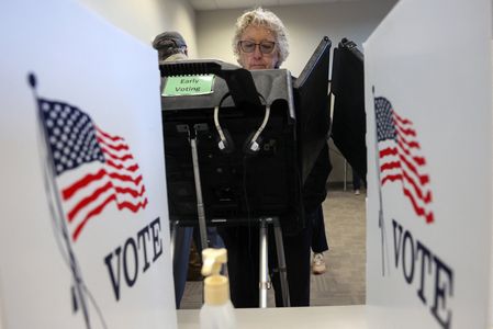 Early voting begins in Ohio for primary elections